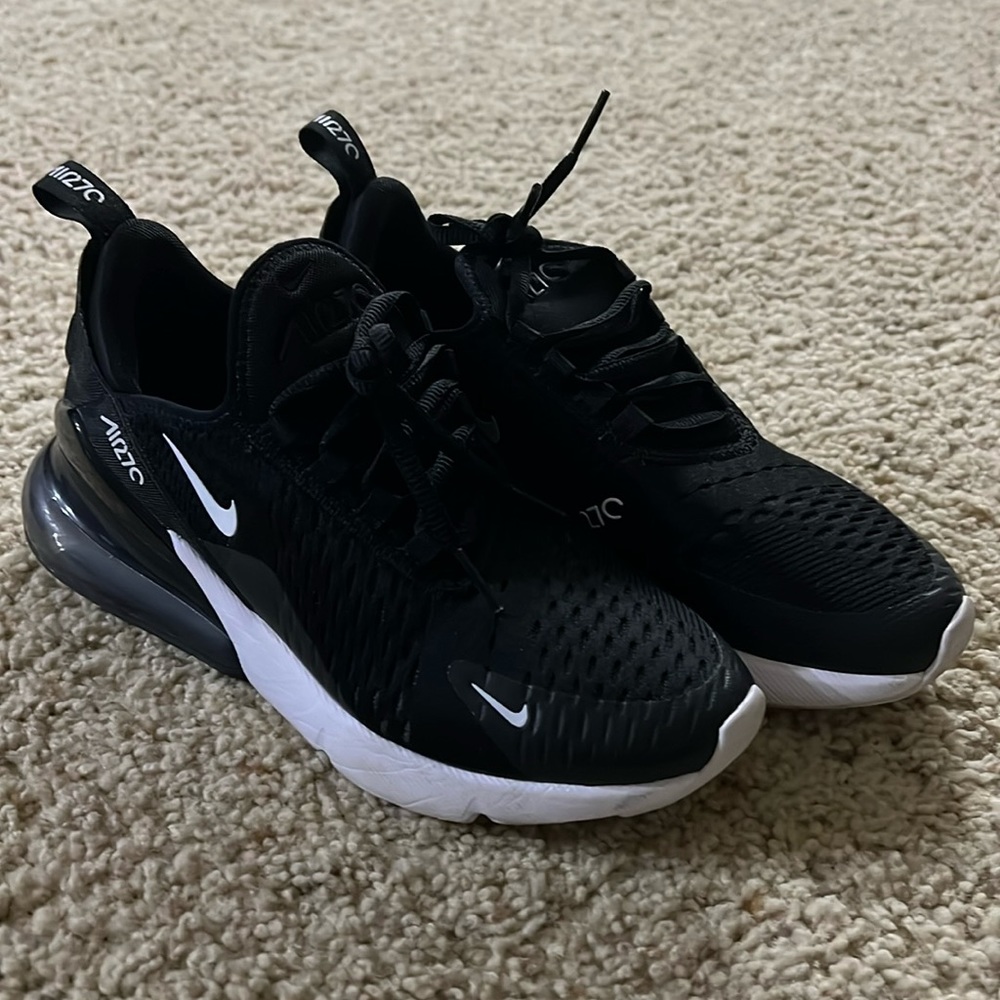 Nike Air 270